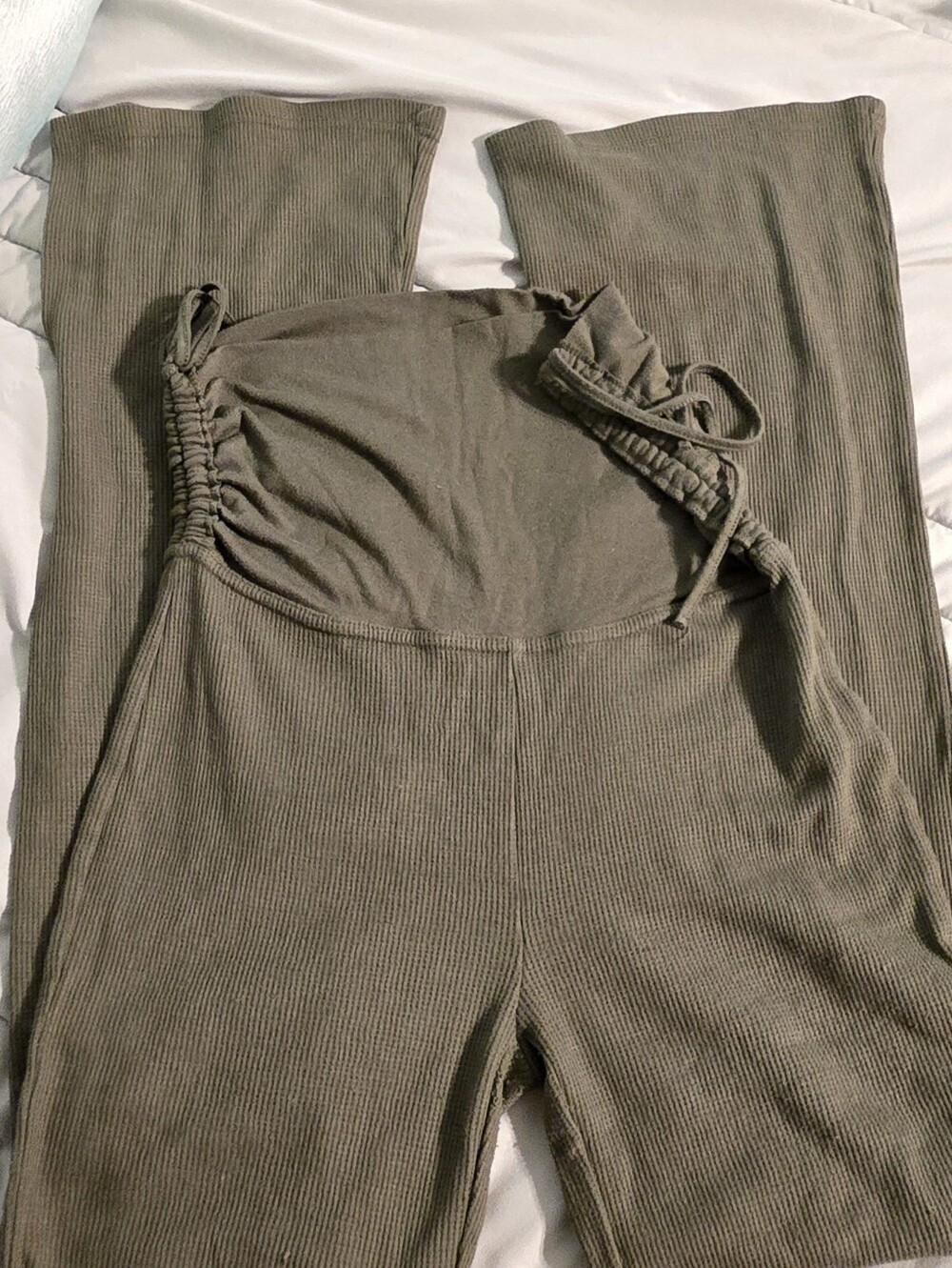 Fitted Thermal Olive Flared Yoga Pants